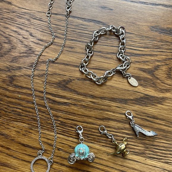 Disney Movie Rewards Carriage Necklace and Icon Bracelet - Picture 6 of 9